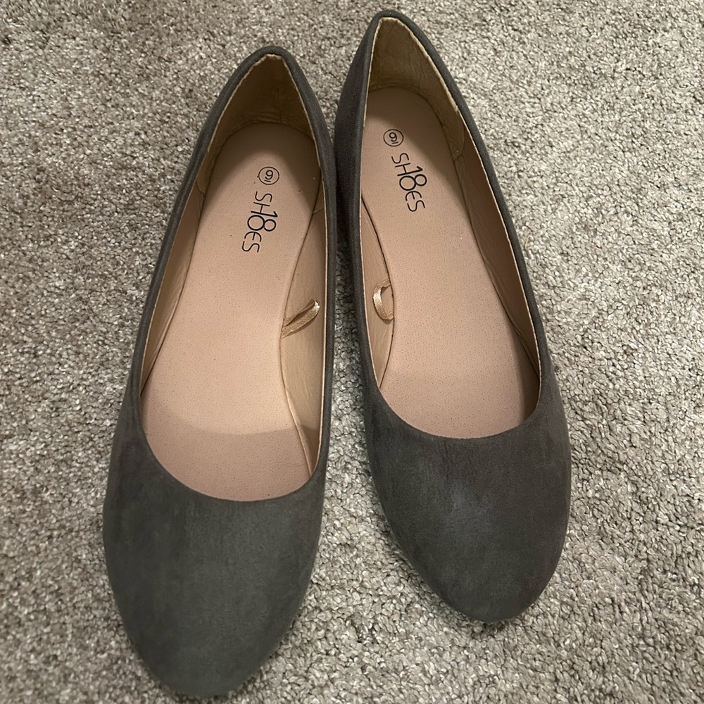 Shoes flats